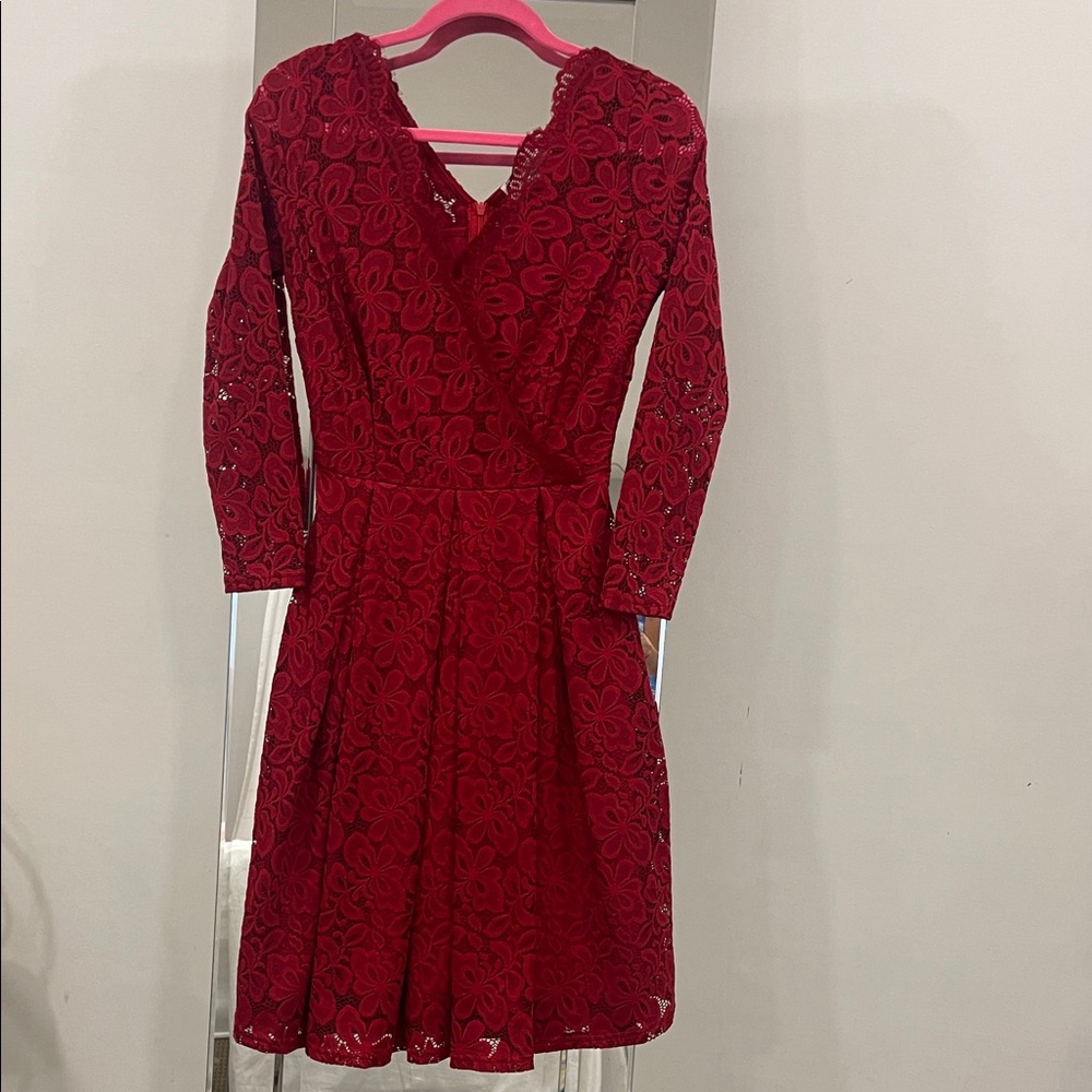 Elegant Red Lace Midi Dress